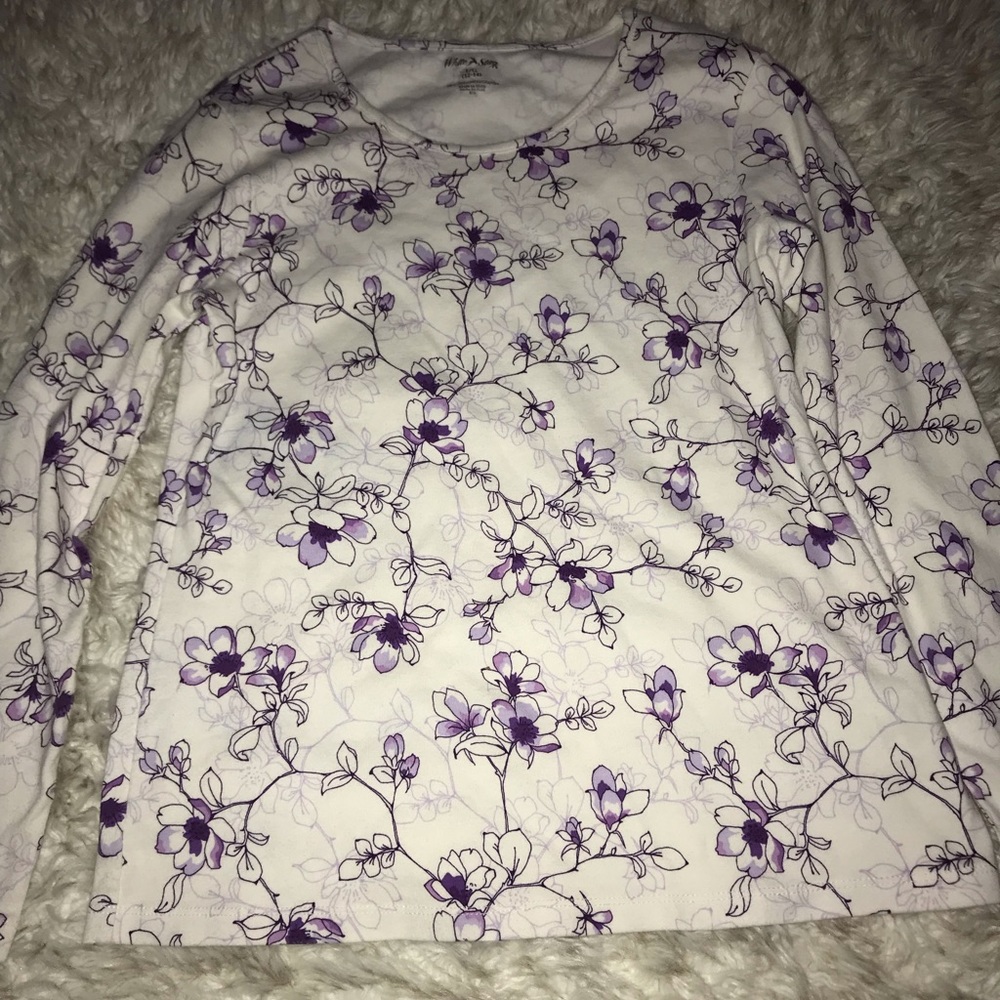 Women’s Long Sleeved Tee